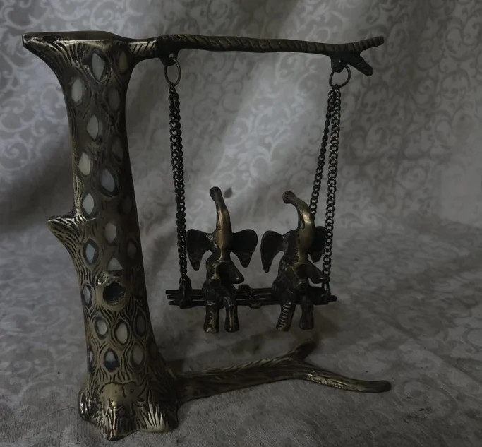 Antique Brass Elephant Cou...